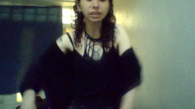 Snapshot of CELEna098rs707 chatting on 07/04/26, 10:05 CELEna098rs707 online show from 07/04/26, 10:05