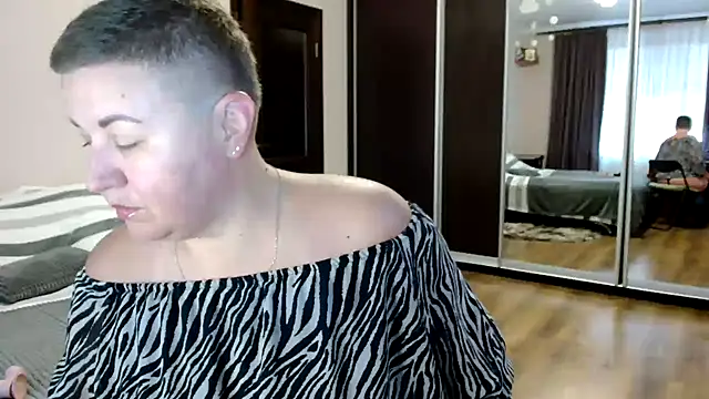 Annet1912 online show from 10/28/25, 12:30