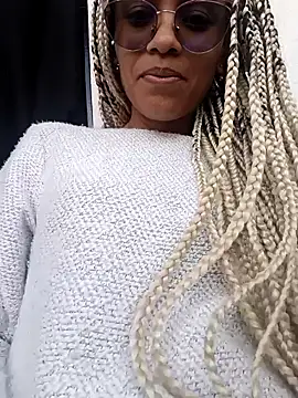 BlairSamy online show from 12/24/24, 08:49