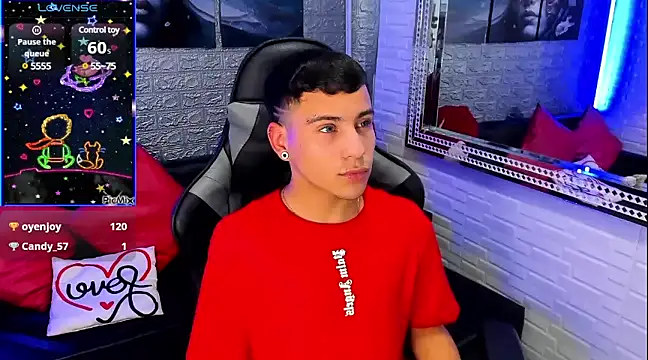 salvadorgomezx online show from 01/04/25, 06:52