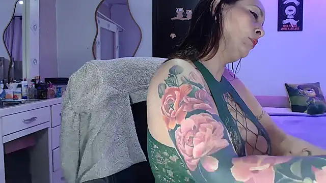 Snapshot of yulieth_anamar chatting on 02/21/26, 09:32 yulieth anamar online show from 02/21/26, 09:32