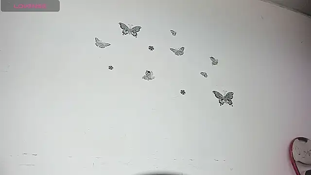 Snapshot of Sophie_sweett19 chatting on 02/11/25, 01:51 Sophie sweett19 online show from 02/11/25, 01:51