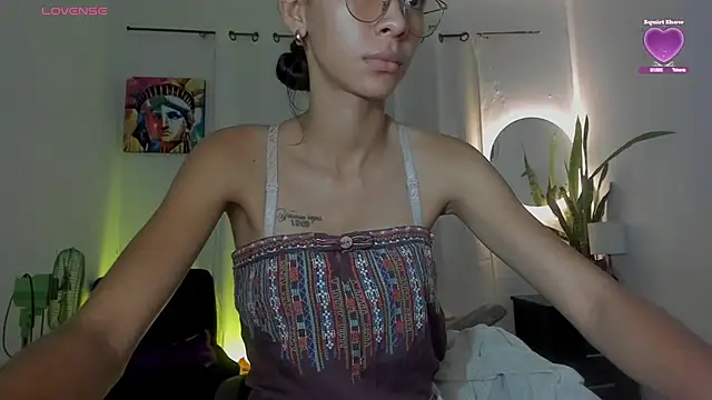 Sophie sweett19 online show from 02/25/26, 02:21