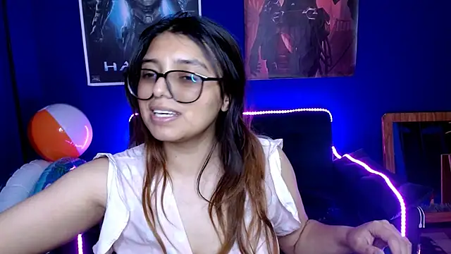 X CHERRY XX online show from 12/06/24, 07:34
