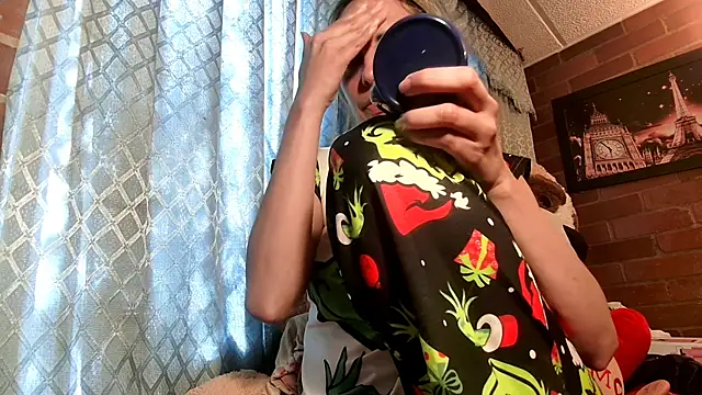 ValeriaLacrozee online show from 12/14/25, 04:34