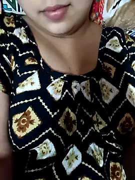 Snapshot of Arohi_is_Live chatting on 05/04/26, 02:13 Arohi is Live online show from 05/04/26, 02:13