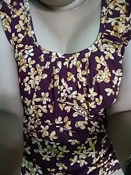 Snapshot of Arohi_is_Live chatting on 07/20/26, 05:48 Arohi is Live online show from 07/20/26, 05:48