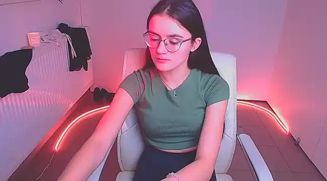 Snapshot of Josephine_jo chatting on 12/09/24, 01:51 Josephine jo online show from 12/09/24, 01:51