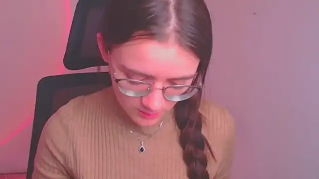 Snapshot of Josephine_jo chatting on 12/12/24, 12:33 Josephine jo online show from 12/12/24, 12:33