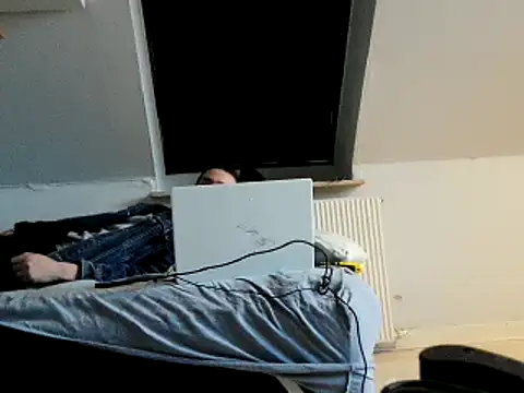 Stephanien online show from 12/04/24, 12:03