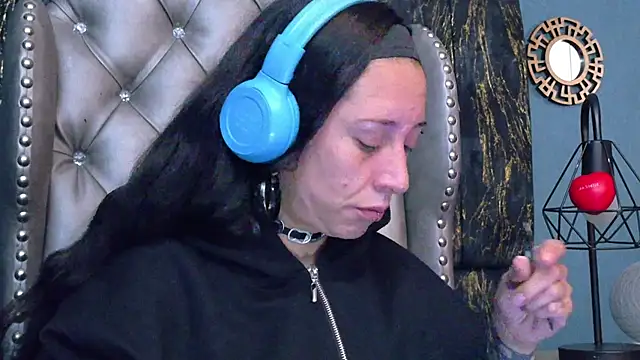 LusstCruella online show from 04/14/26, 12:22