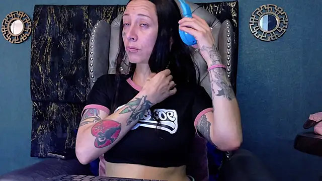 LusstCruella online show from 05/25/26, 12:44