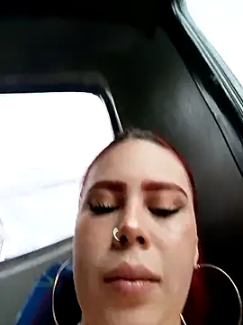 aurora sky11 online show from 10/03/25, 09:23