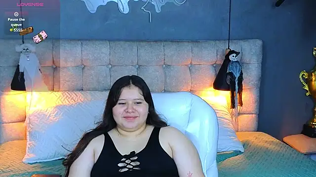 Laia and Aloby online show from 10/10/25, 10:20