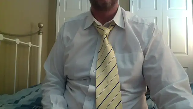 Snapshot of midlandsforfun chatting on 03/19/25, 12:34 midlandsforfun online show from 03/19/25, 12:34