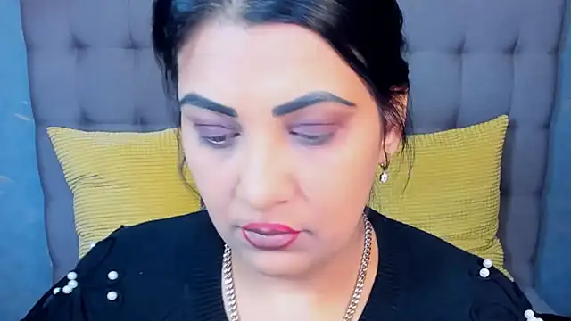 AmyCubes online show from 11/26/25, 10:05