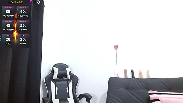 Snapshot of Kiara-Rider chatting on 03/05/25, 08:32 Kiara-Rider online show from 03/05/25, 08:32