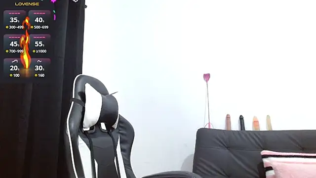 Snapshot of Kiara-Rider chatting on 03/09/25, 11:03 Kiara-Rider online show from 03/09/25, 11:03