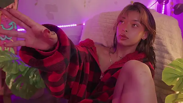 Kitty arts online show from 02/28/25, 09:55