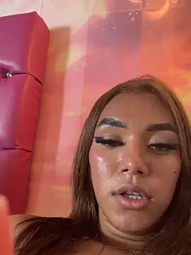 Snapshot of Nikol_Rang__ chatting on 02/03/25, 07:07 Nikol Rang online show from 02/03/25, 07:07