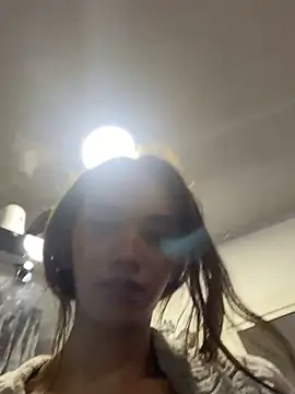 Snapshot of Nikol_Rang__ chatting on 02/09/25, 10:32 Nikol Rang online show from 02/09/25, 10:32