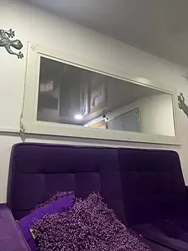 Snapshot of Nikol_Rang__ chatting on 02/14/25, 06:56 Nikol Rang online show from 02/14/25, 06:56