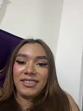 Snapshot of Nikol_Rang__ chatting on 03/04/25, 07:08 Nikol Rang online show from 03/04/25, 07:08