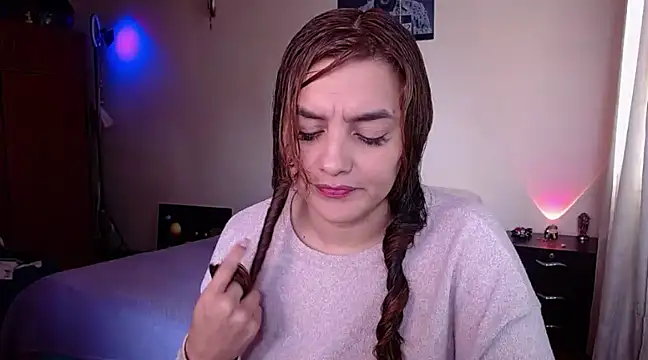 Lu perez online show from 02/22/25, 05:35