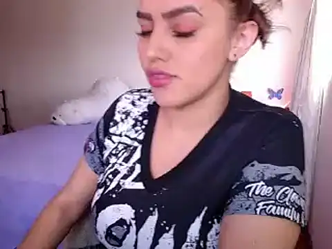 Lu perez online show from 03/01/25, 05:05