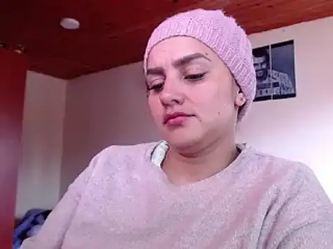 Lu perez online show from 03/06/25, 04:28