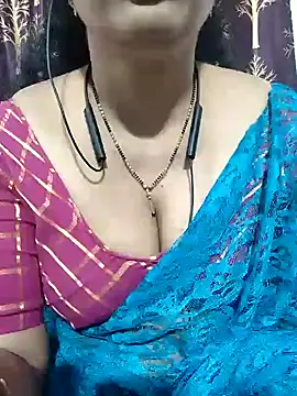 bhuvana555 online show from 01/15/25, 08:58