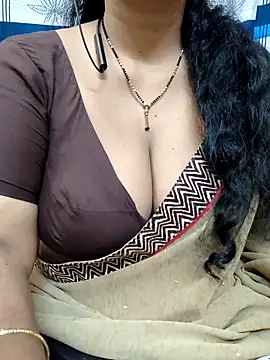 bhuvana555 online show from 03/22/25, 12:14