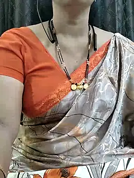 bhuvana555 online show from 09/28/25, 05:18