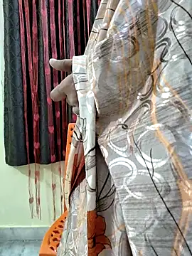 bhuvana555 online show from 11/28/25, 05:37