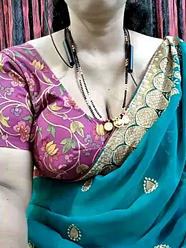 bhuvana555 online show from 12/03/25, 04:31