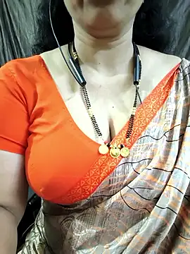 bhuvana555 online show from 05/17/26, 05:05