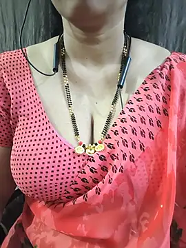 Snapshot of bhuvana555 chatting on 06/24/26, 05:34 bhuvana555 online show from 06/24/26, 05:34