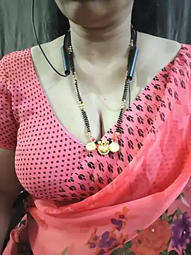 Snapshot of bhuvana555 chatting on 06/30/26, 05:36 bhuvana555 online show from 06/30/26, 05:36