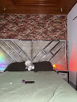 G Poseidon y Cloe online show from 12/13/25, 08:25