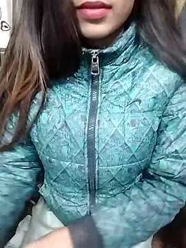 Sreya213 online show from 12/04/24, 03:32