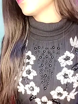 Sreya213 online show from 01/04/25, 09:20