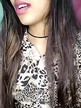 Sreya213 online show from 01/14/25, 09:09