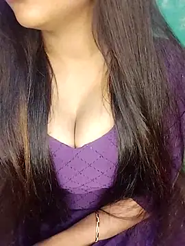 Sreya213 online show from 11/09/25, 04:22