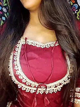 Sreya213 online show from 03/14/26, 06:24