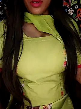 Sreya213 online show from 04/11/26, 08:02