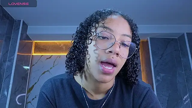 Violeth b online show from 05/16/26, 01:10