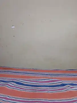 Snapshot of Diwya69 chatting on 01/10/25, 03:50 Diwya69 online show from 01/10/25, 03:50