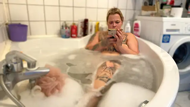 elina may online show from 12/09/24, 11:26