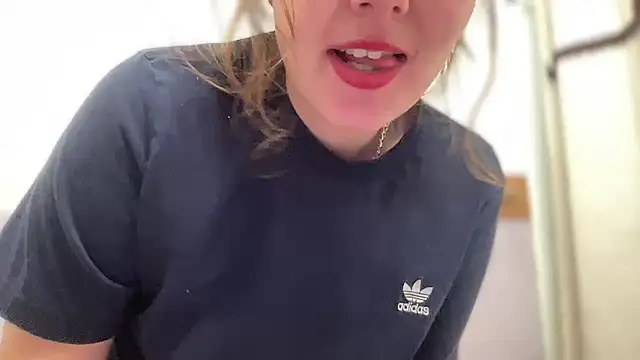 SkarlettRose96 online show from 10/03/25, 02:03