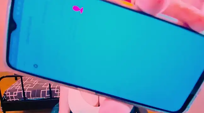 Snapshot of TwittyGirL9inch_exotic chatting on 12/02/24, 10:01 TwittyGirL9inch exotic online show from 12/02/24, 10:01